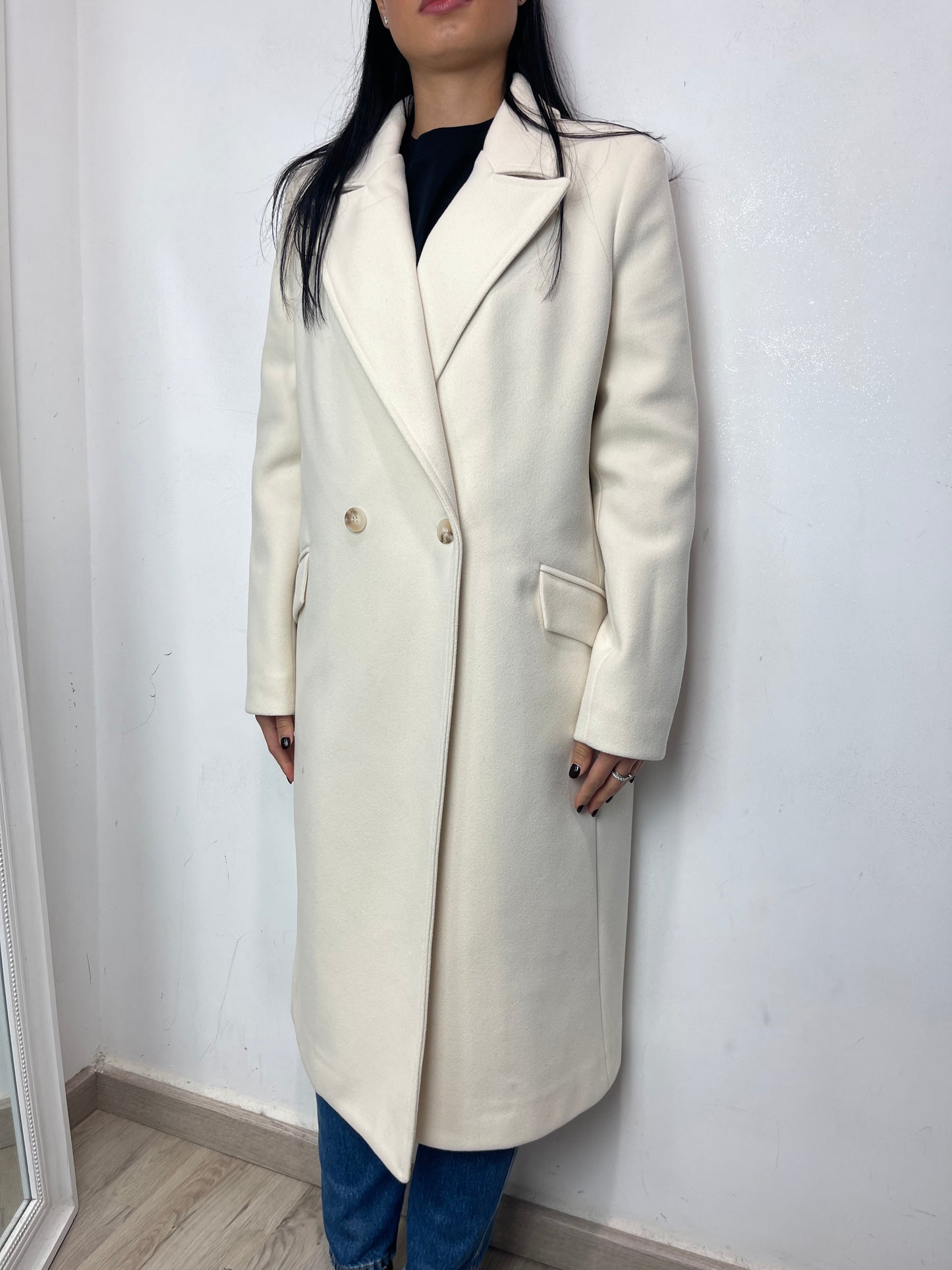 Cappotto doppio petto latte