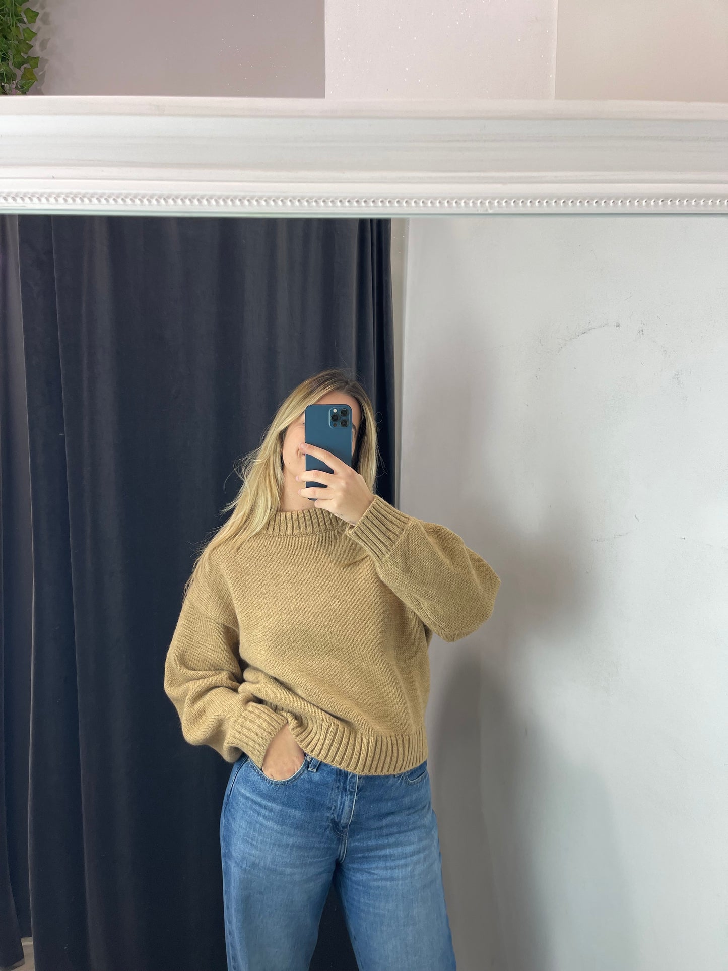 Pull girocollo camel
